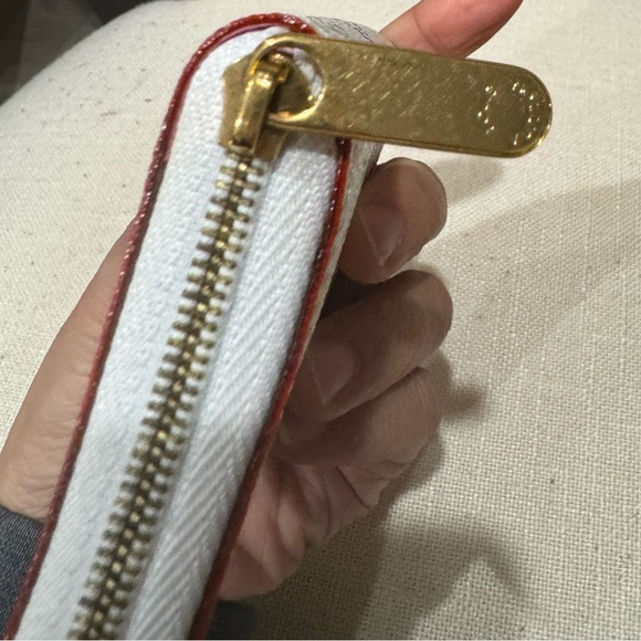 LOUIS VUITTON Murakami Monogram Multicolor Coin/Card Case - Picture 10 of 11